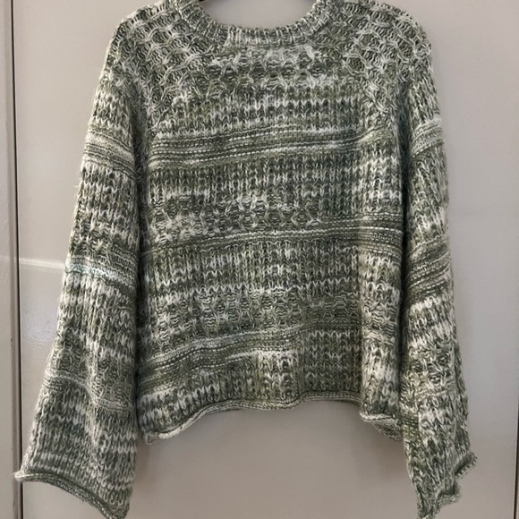 Universal Thread Green Knitted Sweater - Picture 6 of 6